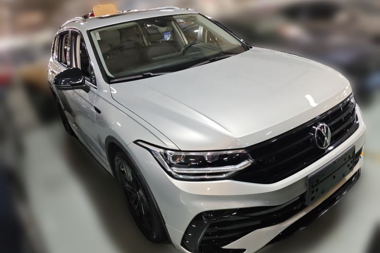 Used Volkswagen Tiguan L 2023 330TSI Automatic Two-Wheel Drive R-Line Enjoyment Edition
