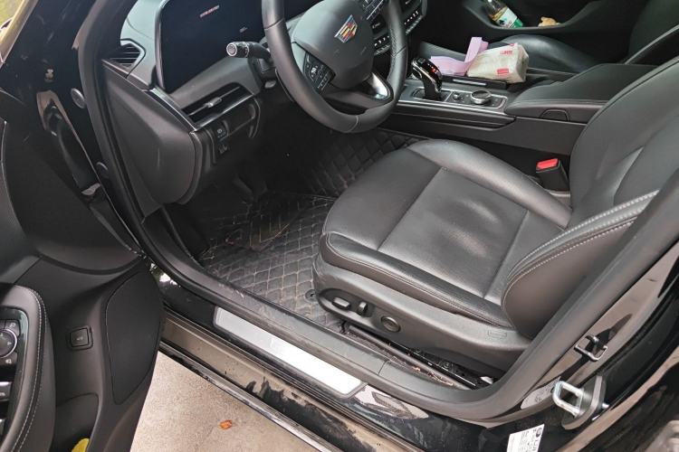 Used Cadillac CT5 2024 28T Luxury Version Interior 3