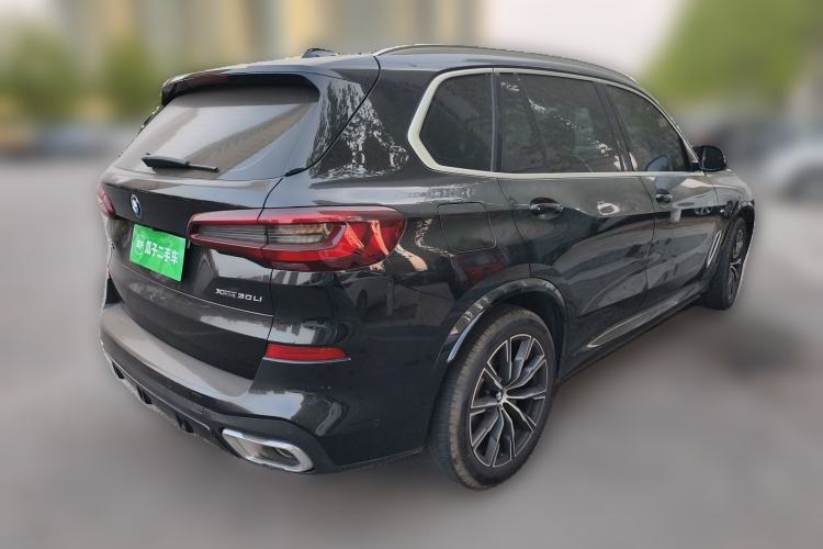 Used BMW X5 2022 Restyled xDrive 30Li Luxury Version M Sport Package Rear Right 45 Deg