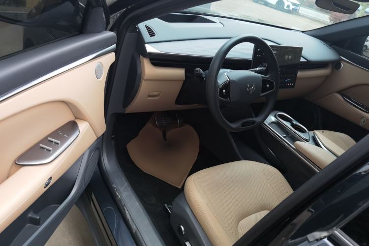 Used ARCFOX Alpha T5 2024 520 MAX Driver Seat