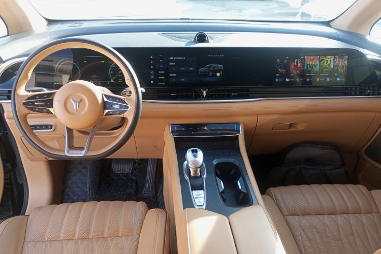 Used VOYAH Dream 2024 PHEV Ultra-Long Range Flagship Edition
