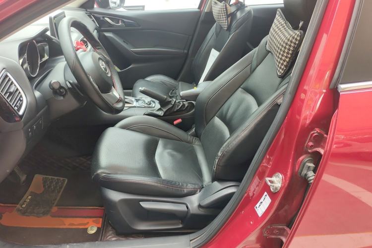 Used Mazda 3 Axela 2014 Sedan 2.0L Automatic Sport Model Left Front Seat