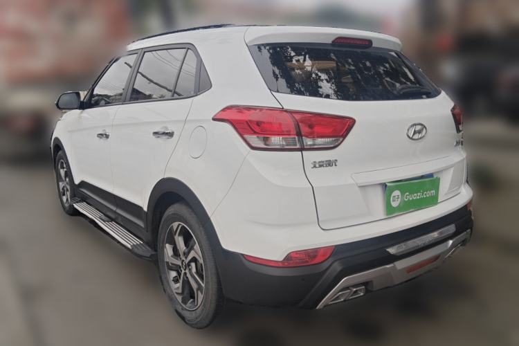 Used Hyundai ix25 2017 1.6L Automatic Smart Version Rear Left 45 Deg