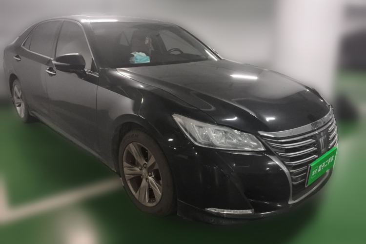 Used Toyota Crown 2015 2.0T Fashion Edition
