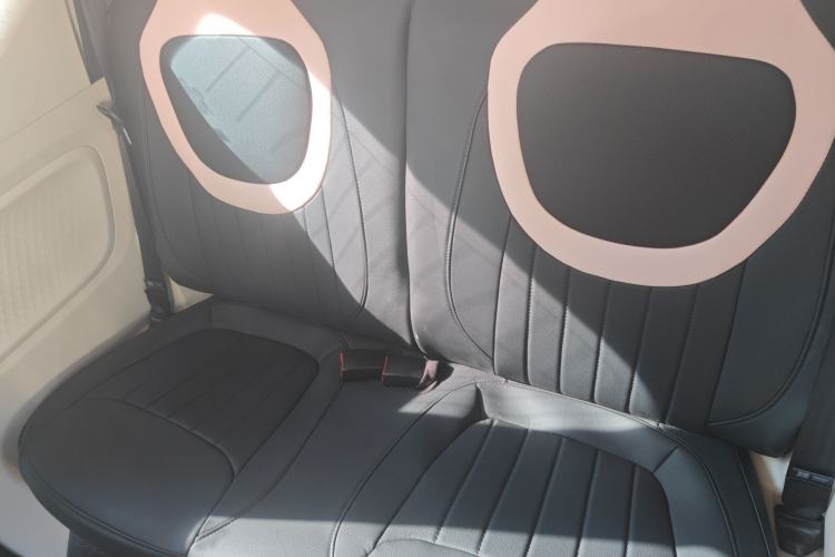 Used Wuling Hongguang MINIEV 2024 3rd Generation 215km Advanced Version Left Rear Seat