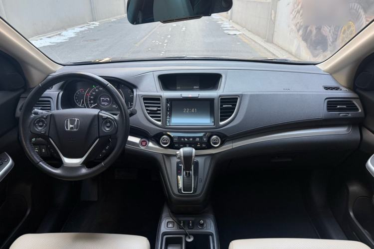 Used Honda CR-V 2015 2.4L two-wheel drive luxury version
