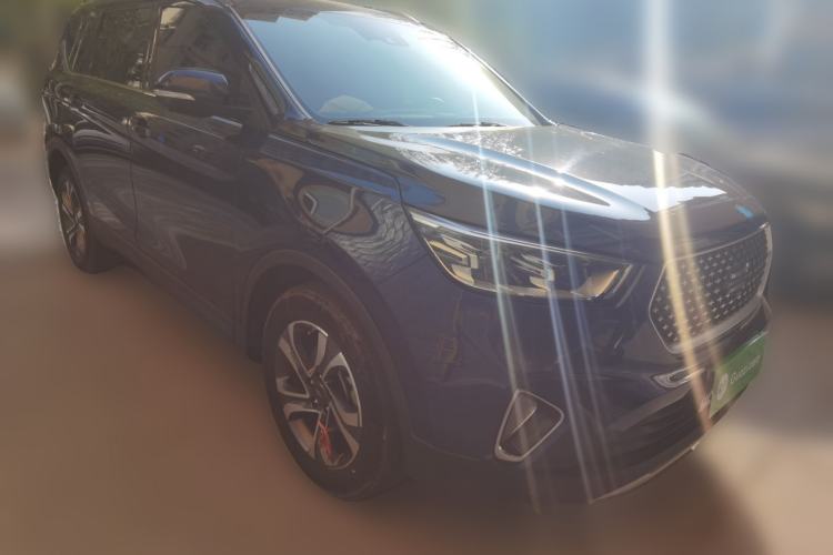 Used CHANGAN OSHAN COS1 2018 1.5T Automatic Smart 7-Seater Front Right 45 Deg