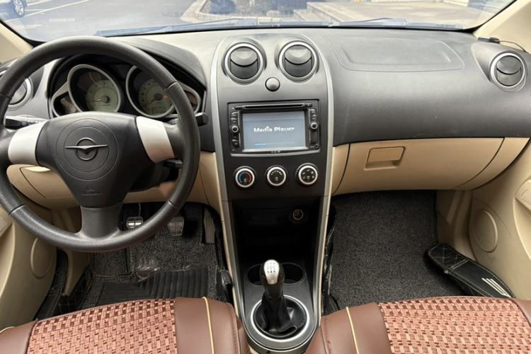 Used Haima Qubit 2013 1.3L Manual Cool Edition