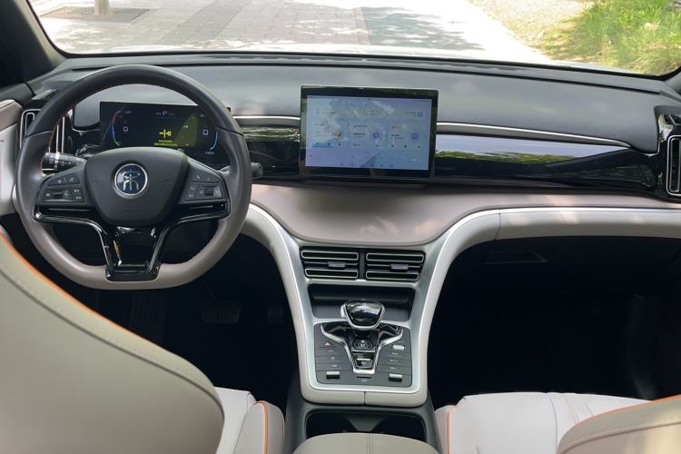 Used BYD Song Pro New Energy 2024 HONOR Edition DM-i 71KM Leading Model
