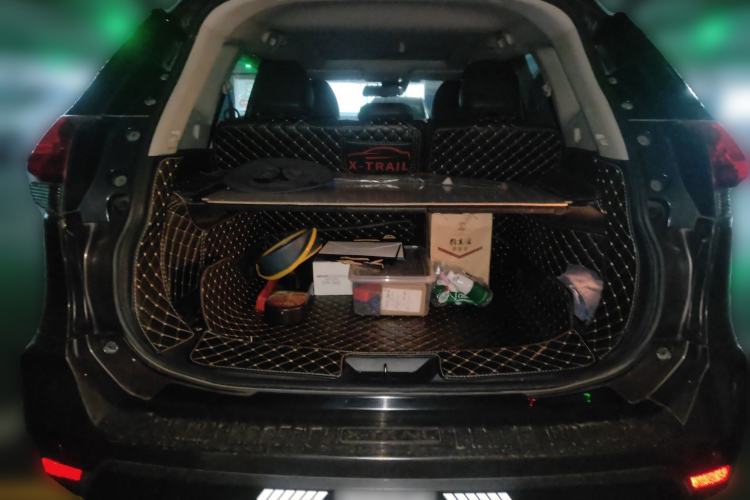 Used Nissan X-Trail 2019 2.5L CVT Smart Connect Luxury Edition 4WD Trunk