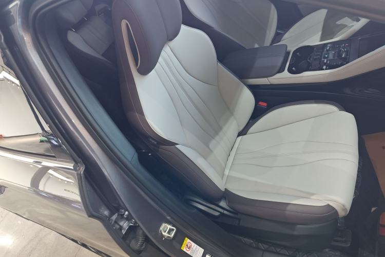 Used BYD Song PLUS New Energy 2025 DM-i 112KM Prestige Model Right Front Seat