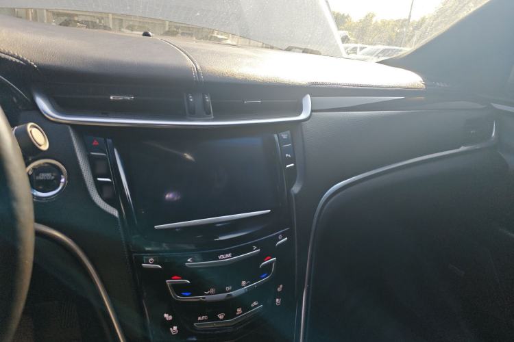 Used Cadillac XTS 2014 28T Luxury Model
