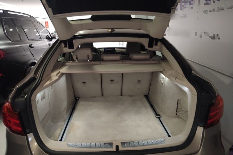 Used BMW 3 Series GT 2013 328i Sport Design Package Trunk