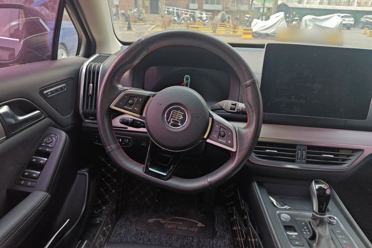 Used BYD Tang 2018 2.0T Automatic SmartConnect Prestige 7-Seater China V Standard
