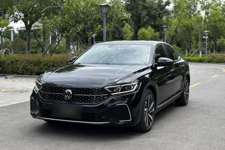Used Volkswagen Passat 2022 330TSI Starry Luxury Edition