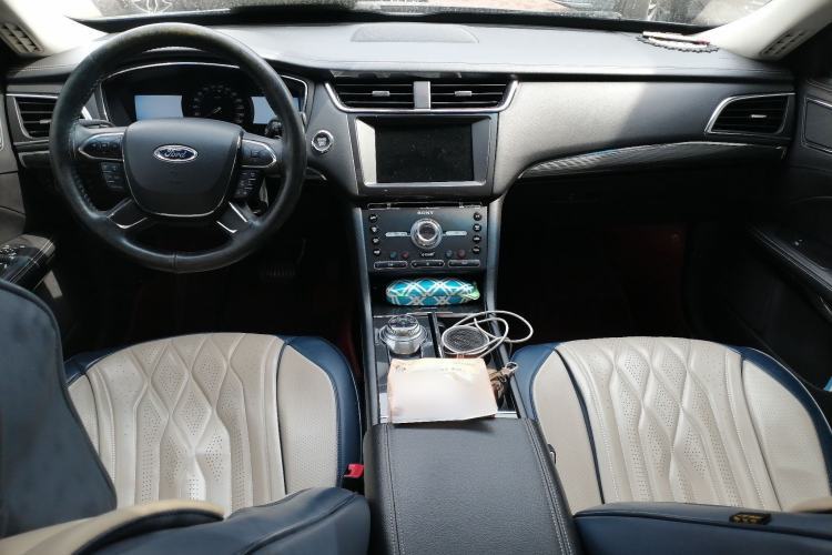 Used Ford Taurus 2017 EcoBoost 245 Luxury Model
