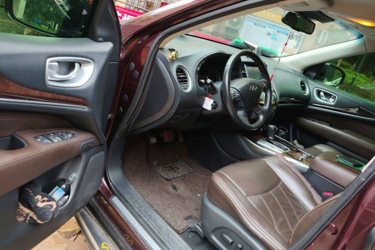 Used Infiniti QX60 2014 2.5 S/C Hybrid All-Wheel-Drive Versatile Edition