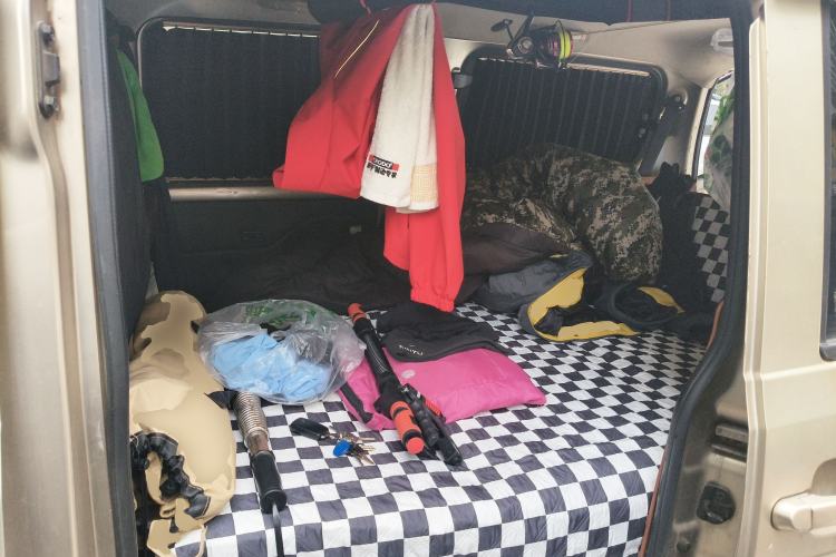 Used Wuling Rongguang V 2015 1.5L Standard Version Left Rear Seat