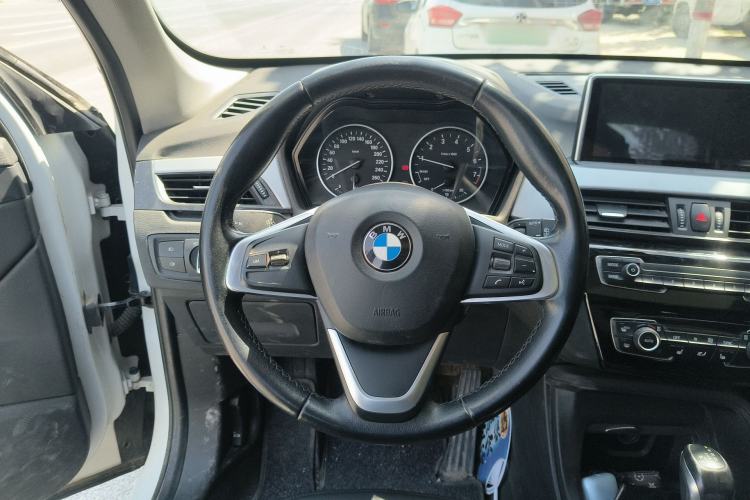 Used BMW X1 2016 sDrive18Li Premium Edition Steering Wheel