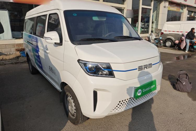 Used SRM Haoyun 2025 Launch Edition Farady 42.3 kWh 305 km 6 seats
