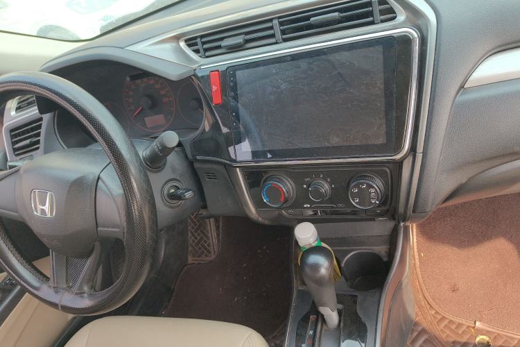 Used Honda Greiz 2016 1.5L CVT Classic Edition Audio And AC Panel