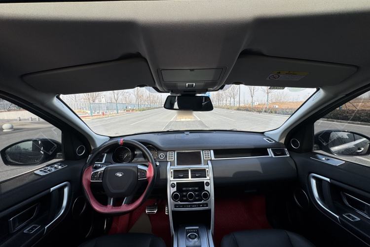 Used Land Rover Discovery Sport 2016 2.0T SE Interior 1