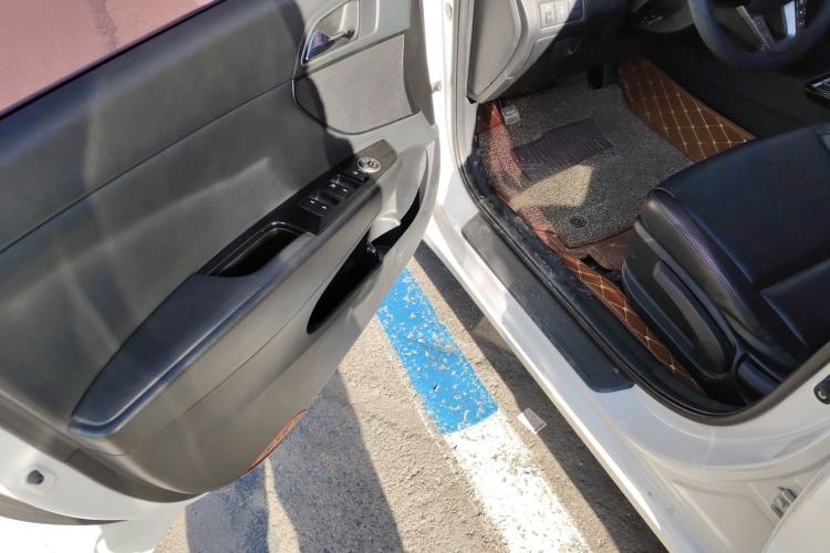 Used Hyundai Mistra 2016 1.8L Automatic Smart GLS Driver Seat