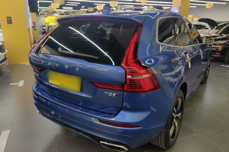 Used Volvo XC60 2019 T5 4x4 Smart & Dynamic Sport Edition China VI Standard
