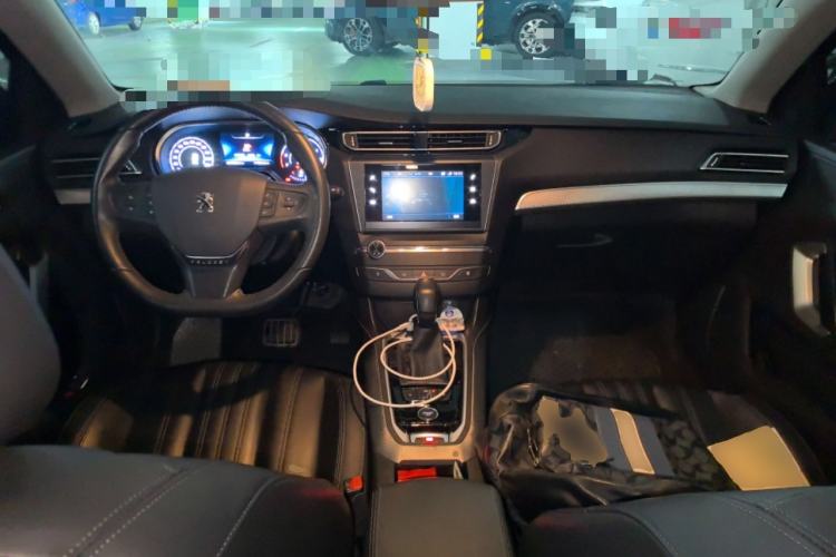 Used Peugeot 408 2020 360THP 10th Anniversary Edition Center Console