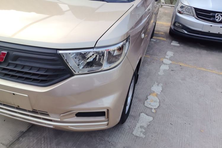 Used Wuling Hongguang V 2022 1.5L Jingqu Edition Electric-Assist LAR