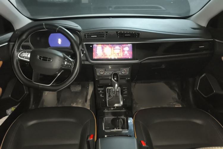 Used Geely Auto Emgrand GL 2020 1.4T CVT Luxury Model Center Console