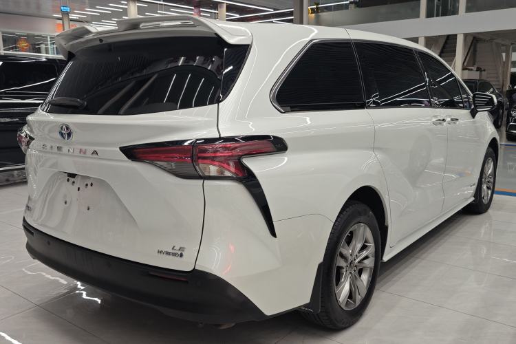 Used Toyota SIENNA 2023 2.5L Hybrid Comfort Edition Rear Right 45 Deg