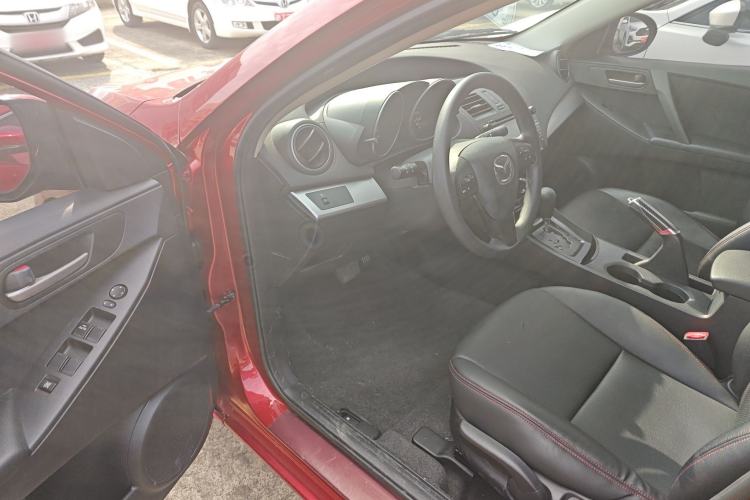 Used Mazda 3 2015 Sedan 1.6L Automatic Elite Model