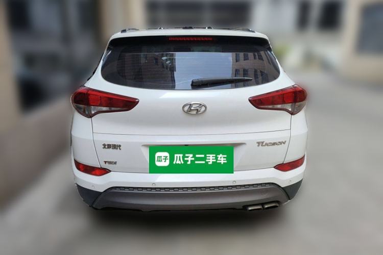 Used Hyundai Tucson 2015 1.6T Dual-Clutch Two-Wheel-Drive Smart Model Rear