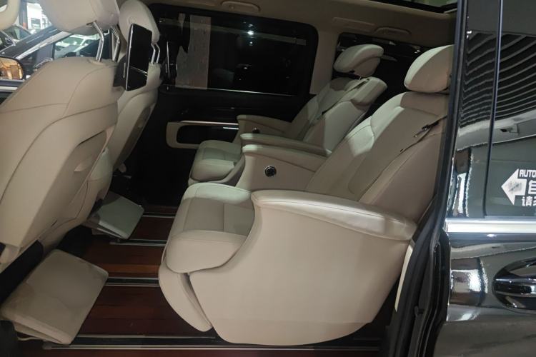 Used Mercedes-Benz V-Class 2018 V 260 L Prestige Extended Version China VI