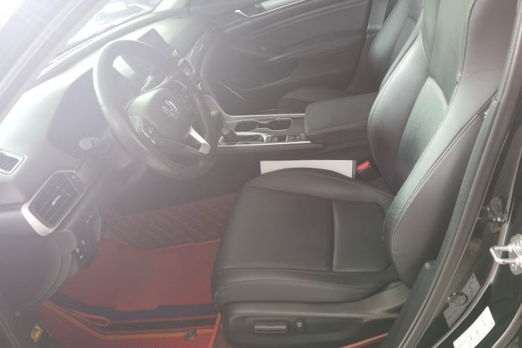 Used Honda Accord 2018 260TURBO Luxury Edition China VI Left Front Seat