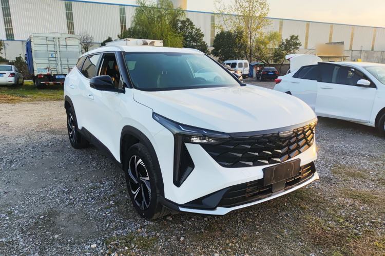 Used Geely Auto Emgrand X7 Sport 2023 Boyue COOL 1.5TD Friend Edition Front Right 45 Deg