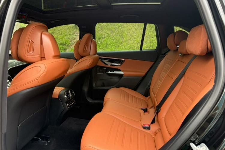 Used Mercedes-Benz GLC 2024 GLC 260 L 4MATIC Dynamic Edition 5-seater Exterior 5