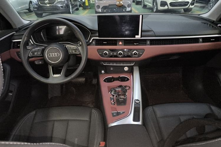 Used Audi A4L 2020 40 TFSI Fashionable and Elegant Model