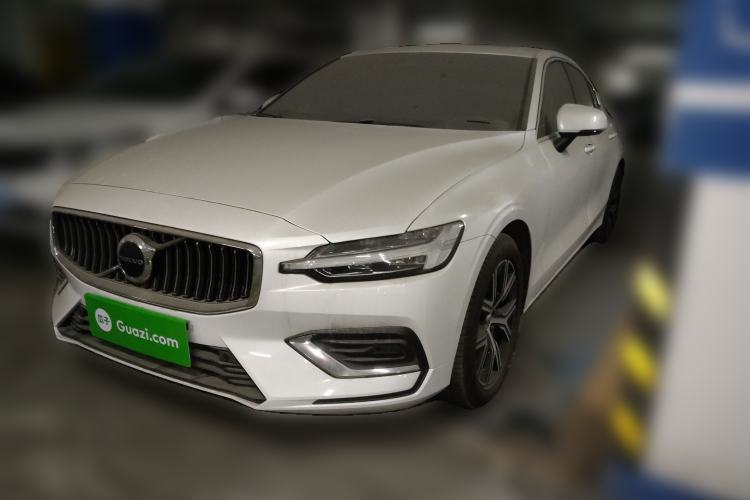 Used Volvo S60 2025 B4 Zhiyi Luxury Edition