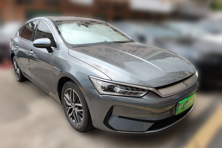 Used BYD Qin PLUS 2021 EV 500KM Luxury Model Front Right 45 Deg