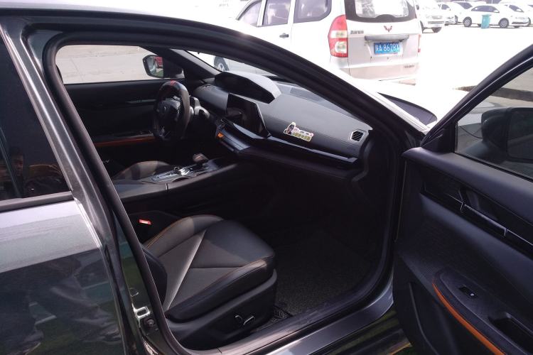 Used Changan UNI-V 2022 1.5T Sport Edition
