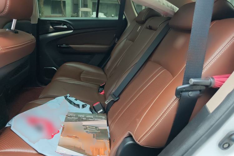 Used BYD Tang New Energy 2015 2.0T Four-Wheel-Drive Flagship Model Left Rear Seat