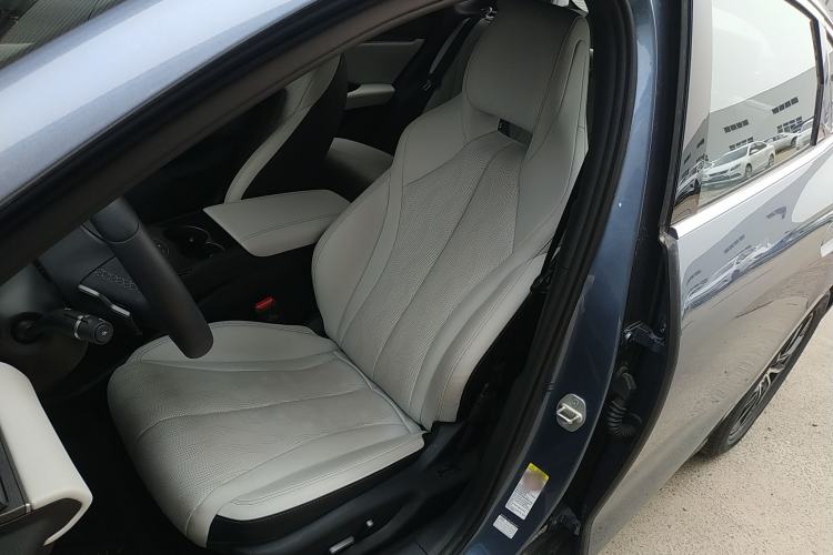 Used BYD Seal 06 New Energy 2025 DM-i Smart Drive 120KM Deluxe Model
