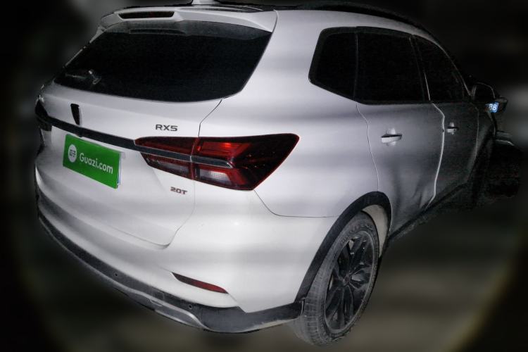 Used Roewe RX5 2016 20T Two-Wheel Drive Automatic Internet Smart Edition
