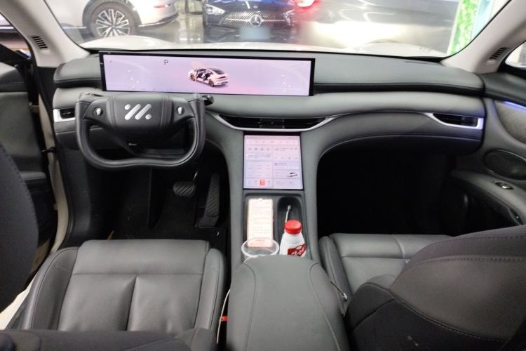 Used IM LS6 2025 Long-Range Lingxi Intelligent Driving Edition Center Console