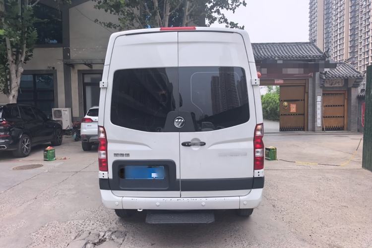 Used Foton Toano 2022 2.0T Manual Urban Edition Short Wheelbase Mid-Height Design Rear Single Tire 5/6/9-Seater Configuration 4F20TC3