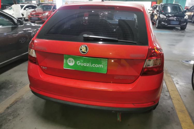 Used Skoda Rapid Spaceback 2016 Revised 1.6L Automatic Chuanxing Version
