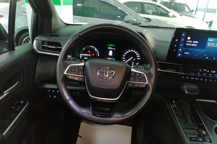 Used Toyota SIENNA 2021 2.5L Hybrid Premium Edition