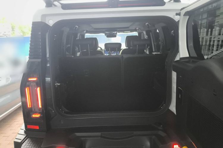 Used JETOUR Traveler 2024 2.0T All-Wheel-Drive Silver Dragon Wings
